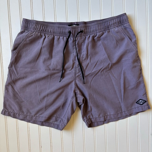 Billabong Swim Trunks - Picture 1 of 4
